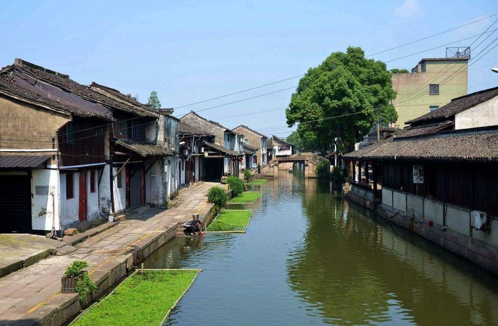 逃离违建房屋3